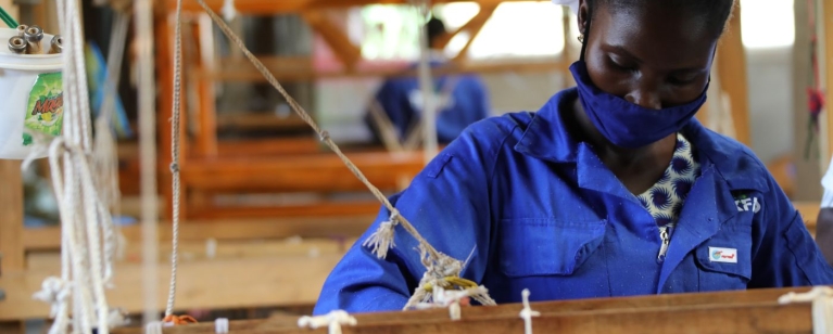 Fabric worker