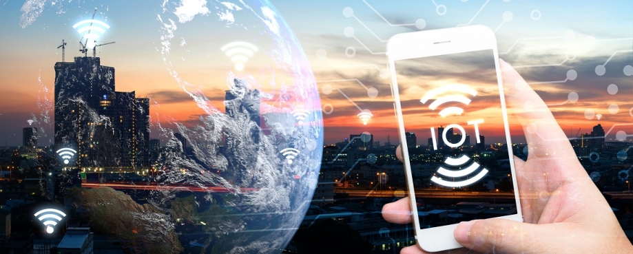 IoT Copyright Zapp2Photo Shutterstock IoT Copyright Zapp2Photo Shutterstock